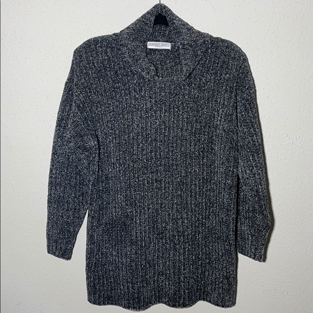 Amanda Smith Size small